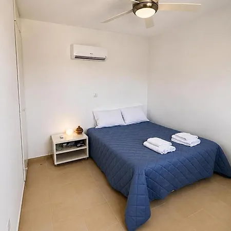 Ferienhaus St George Stroumpi